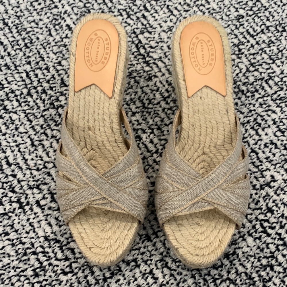 Stubbs & Wootton Beige Crisscross Espadrille Mules. Size 7.